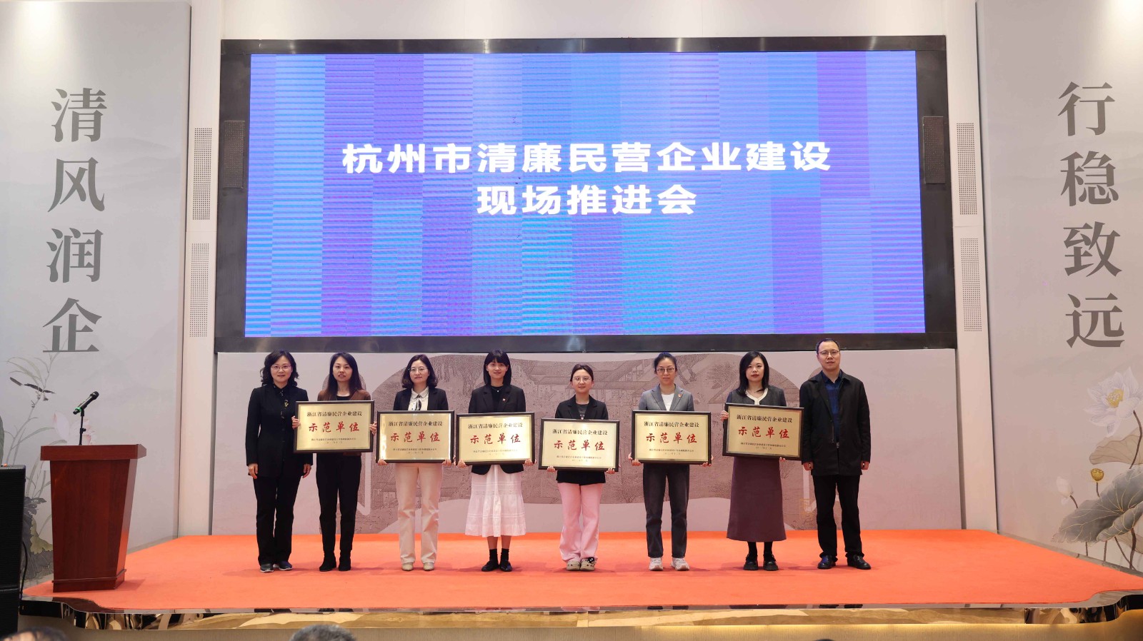 1712037047642880.jpg 13355904691495837.jpg